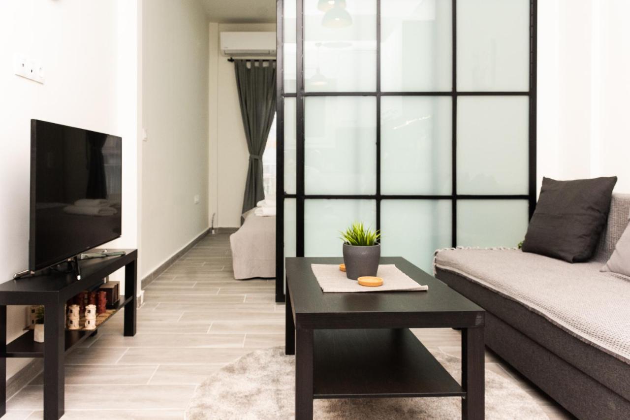 Comfy 23 Apartment Tesalonika Bagian luar foto